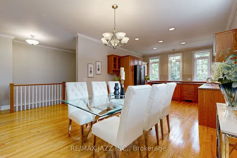 28 Pine Crt, Scugog, ON L9L 1T9