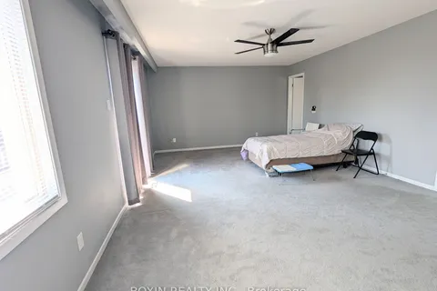43 Huntsmill Blvd, Toronto, ON M1W 2Z8