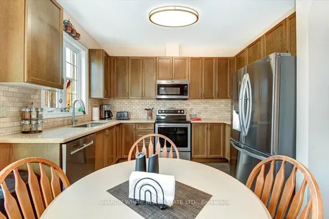 85 Nelson St, Clarington, ON L1C 0A7