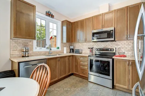 85 Nelson St, Clarington, ON L1C 0A7