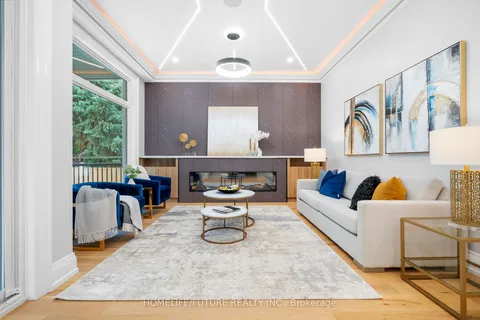 186 Phyllis Ave, Toronto, ON M1M 1Y8