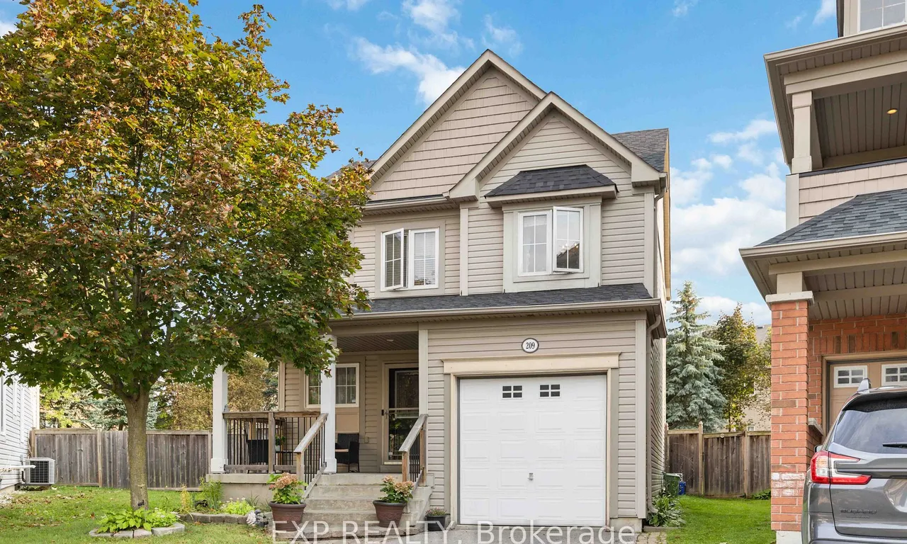 209 Norland Circ, Oshawa, ON L1L 0A6
