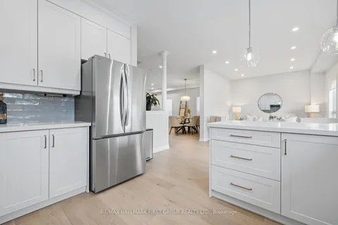 1290 Old Orchard Ave, Pickering, ON L1W 1G2