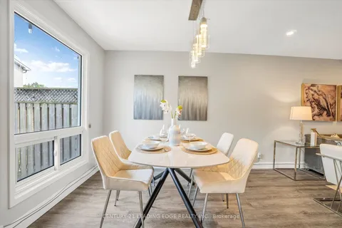 525 Dorchester Dr, Oshawa, ON L1J 6L3