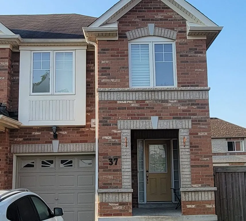 37 Rivitt Pl, Toronto, ON M1X 0A9