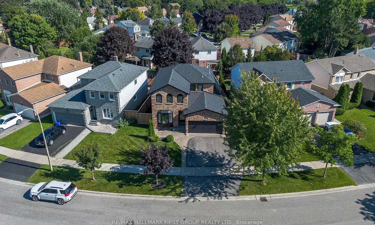 865 White Ash Dr, Whitby, ON L1N 7L8