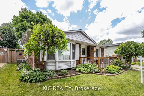 919 Harding St, Whitby, ON L1N 1Y6