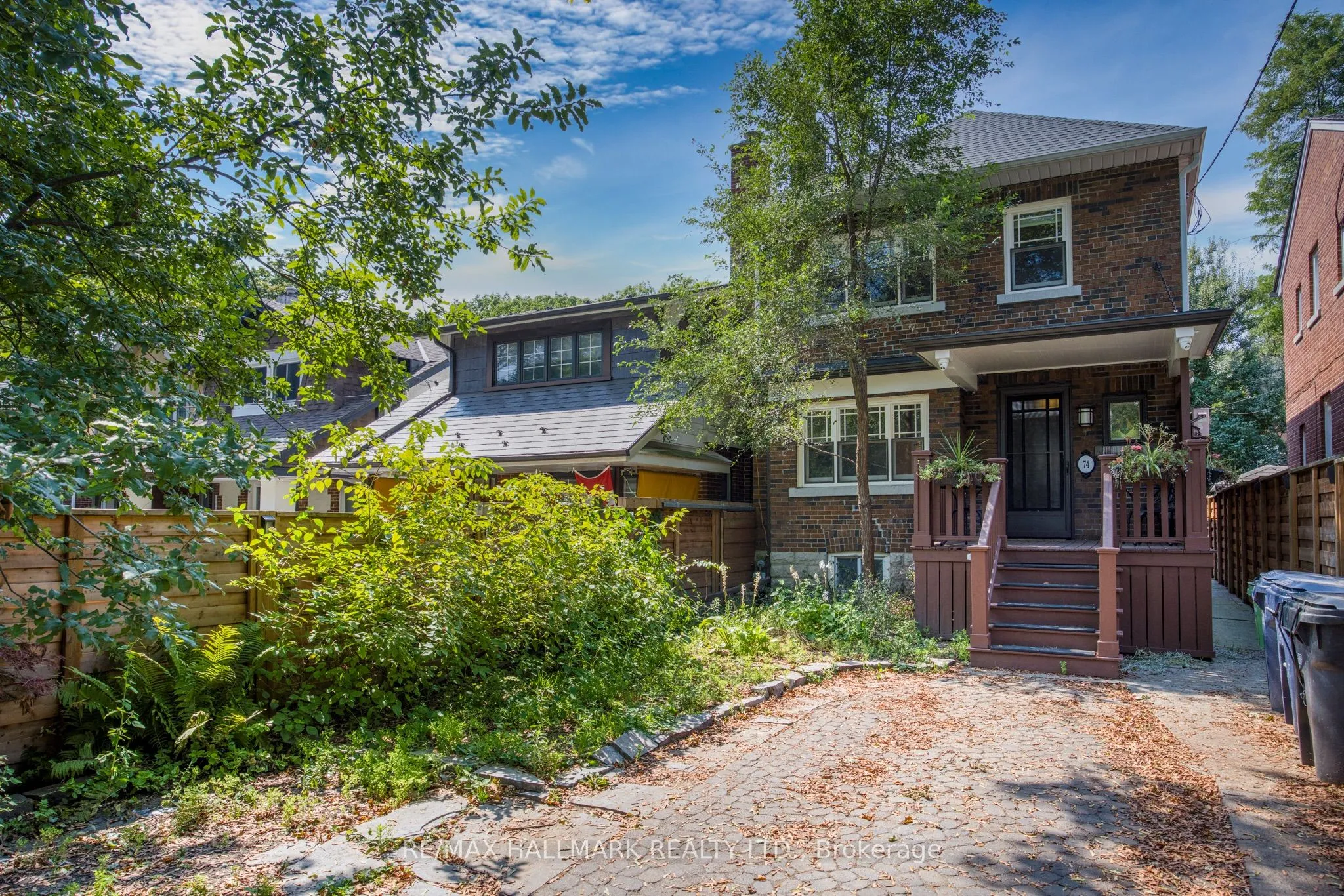 74 Willow Avenue, Toronto, ON M4E 3K2