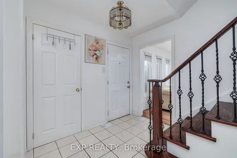 75 Marshall Cres, Ajax, ON L1T 2N9
