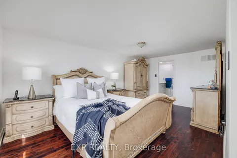 75 Marshall Cres, Ajax, ON L1T 2N9
