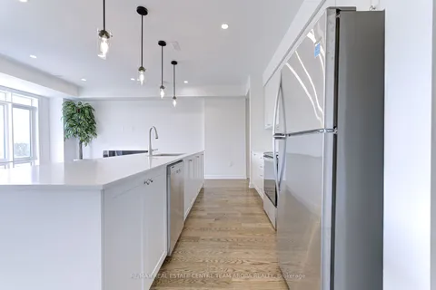 420 Salem Rd, Ajax, ON L1S 0H2