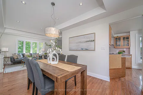 351 Dickens Dr, Oshawa, ON L1K 1N4