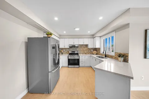 108 Wilce Dr, Ajax, ON L1T 3K4