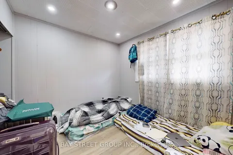 1500 Simcoe St, Oshawa, ON L1G 4X7