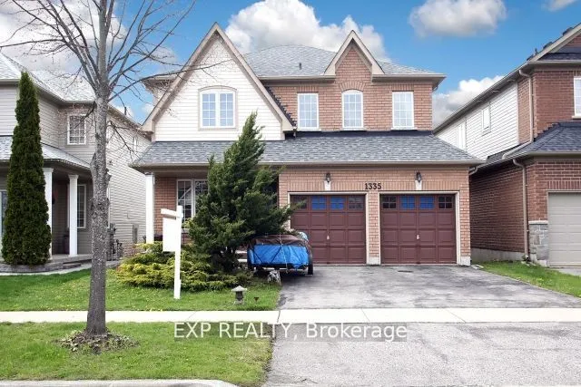 1335 Langley Circ, Oshawa, ON L1K 0E2