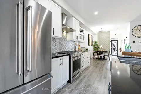 66 Longshore Way, Whitby, ON L1N 1C8