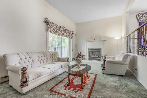 1915 FAYLEE Cres, Pickering, ON L1V 2T3