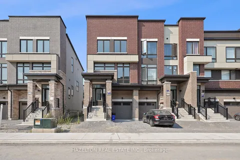 762 Heathrow Path, Oshawa, ON L1K 3G4