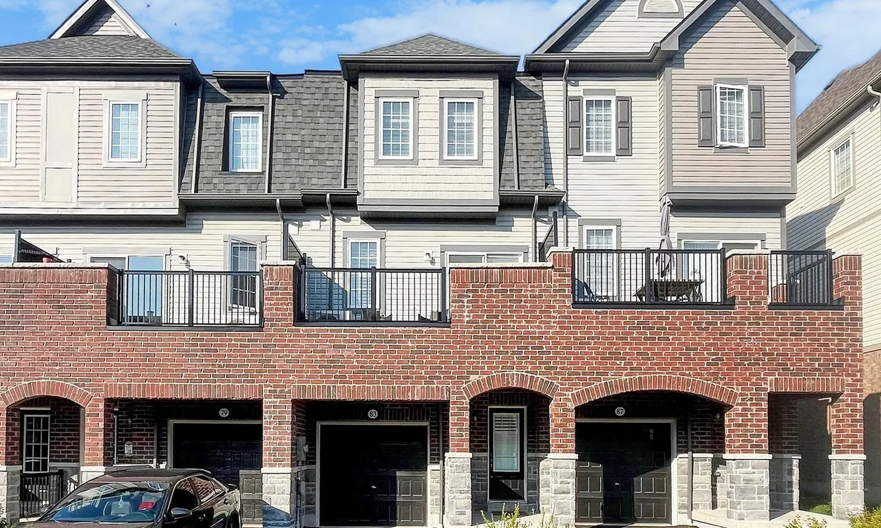 83 Honey Crisp Lane, Clarington, ON L1C 7H7