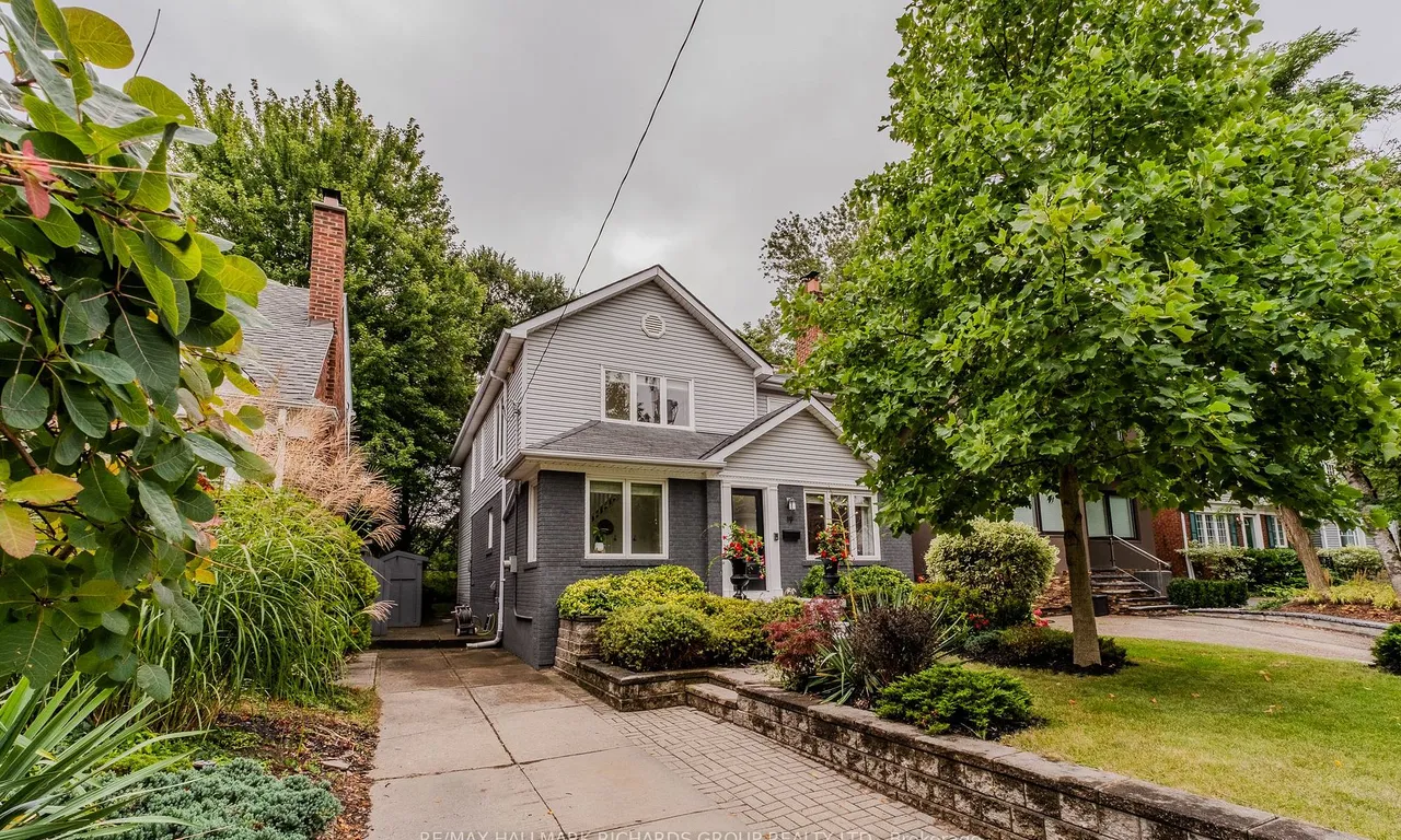 19 Lynndale Rd, Toronto, ON M1N 1B9