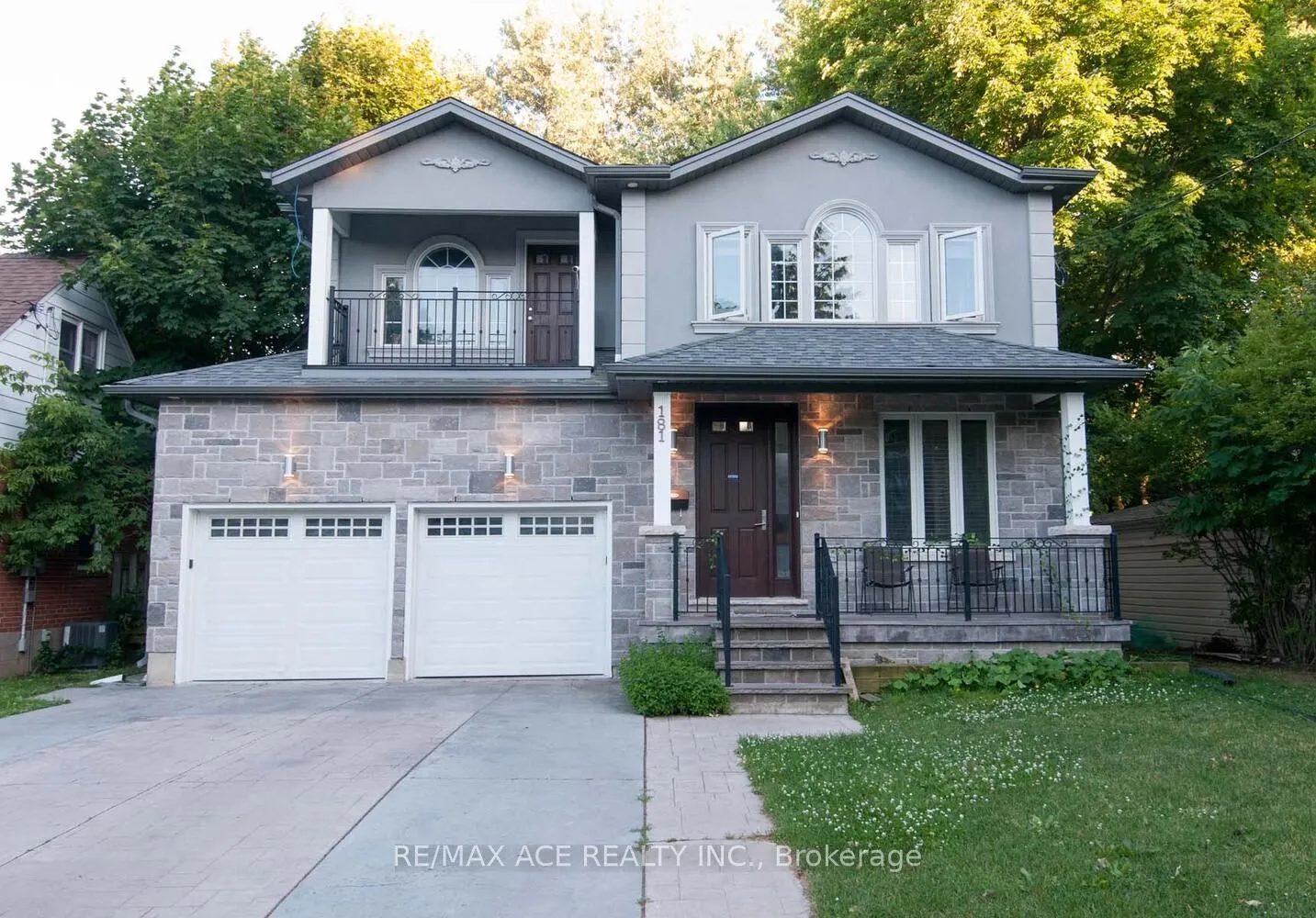 181 Phyllis Avenue, Toronto, ON M1M 1Y7