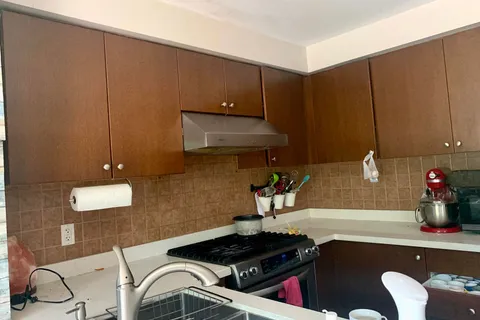 53 Angier Cres, Ajax, ON L1S 7R8