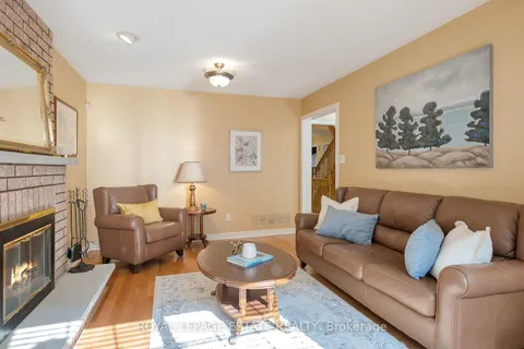 24 Choiceland Blvd, Toronto, ON M1C 4X3