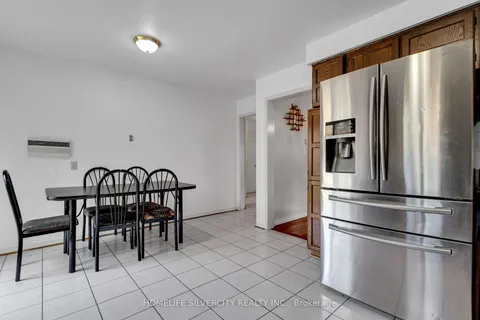 594 Sewells Rd, Toronto, ON M1B 5L7