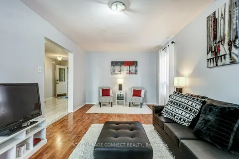 100 Sullivan Dr, Ajax, ON L1T 3P2