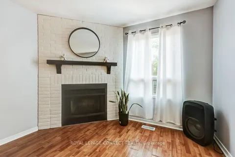 100 Sullivan Dr, Ajax, ON L1T 3P2