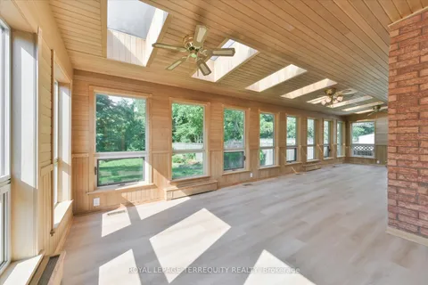 154 Centennial Rd, Toronto, ON M1C 1Z5