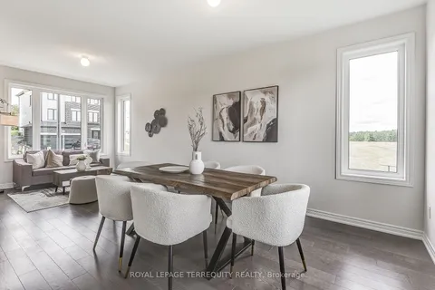 1289 Aquarius Tr, Pickering, ON L1X 0L9