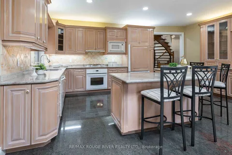 1795 Pine Grove Ave, Pickering, ON L1V 1K7