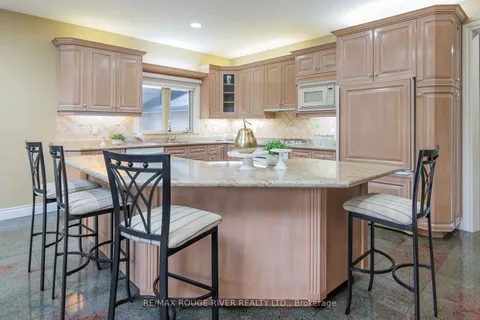 1795 Pine Grove Ave, Pickering, ON L1V 1K7