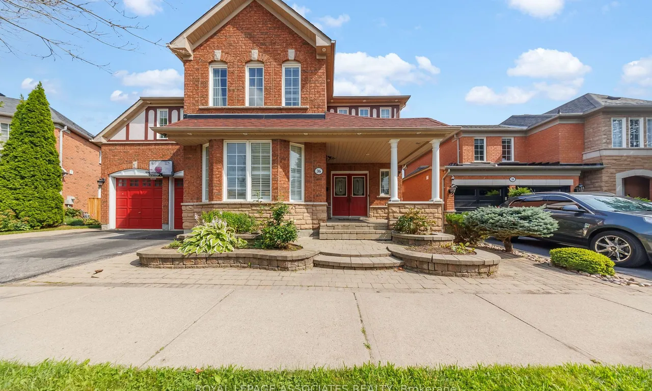 36 Goodhart Cres, Ajax, ON L1T 4H9
