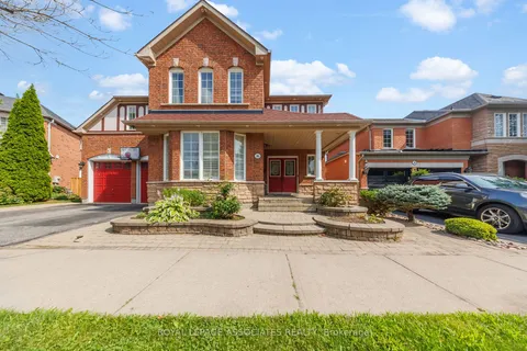 36 Goodhart Cres, Ajax, ON L1T 4H9