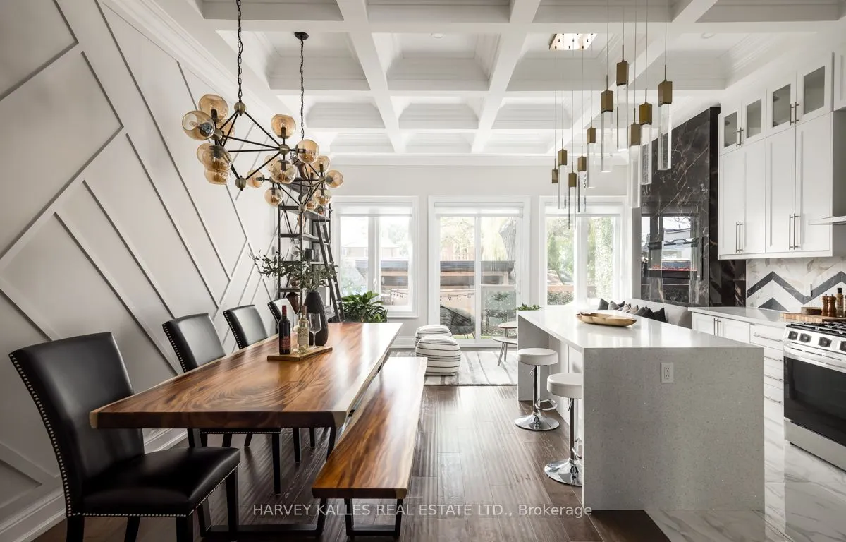 110 Leyton Ave, Toronto, ON M1L 3T8