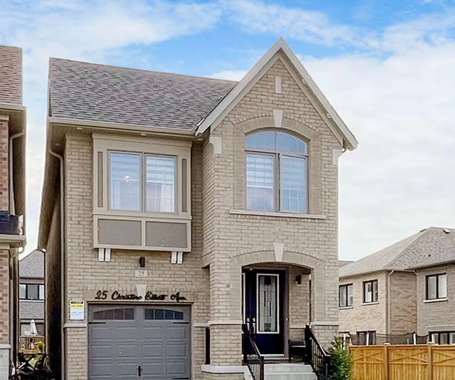 25 Christine Elliott Ave, Whitby, ON L1P 0B8
