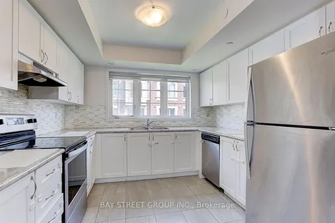 2629 Eaglesham Path, Oshawa, ON L1L 0M7
