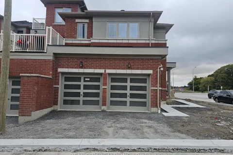 2873 Whites Rd, Pickering, ON L0H 1J0