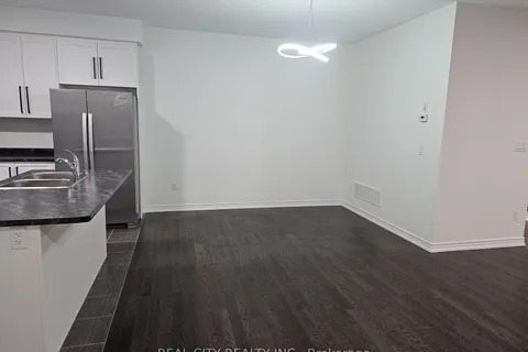 2873 Whites Rd, Pickering, ON L0H 1J0