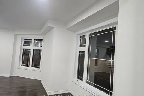 2873 Whites Rd, Pickering, ON L0H 1J0