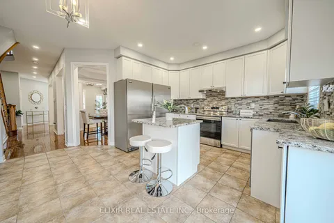 67 Rosswell Dr, Clarington, ON L1E 3J7