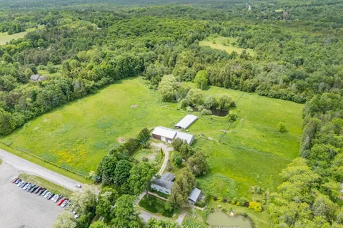 13330 Marsh Hill Rd, Scugog, ON L9L 1Z5