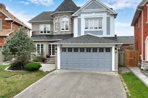 31 Welsh St, Ajax, ON L1T 4A4