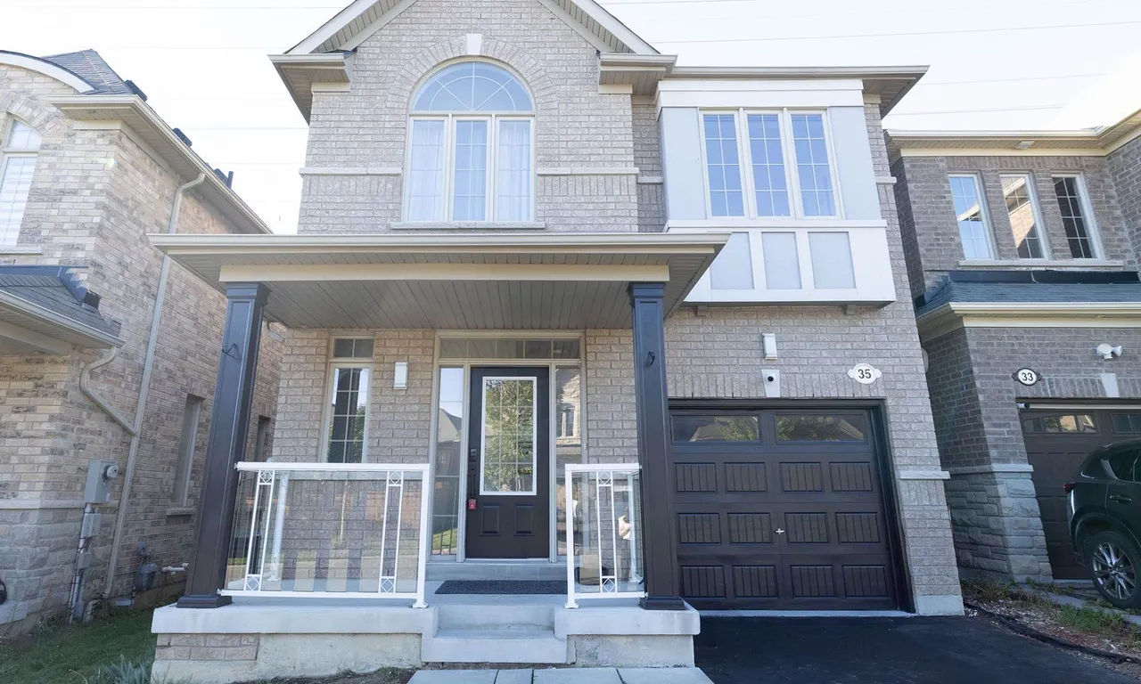 35 Stockell Cres, Ajax, ON L1T 0M5