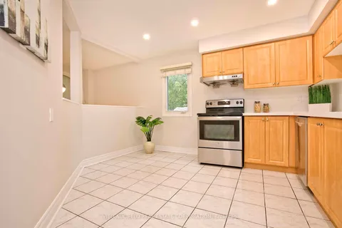 11 Tooklea Cres, Toronto, ON M1S 4J7