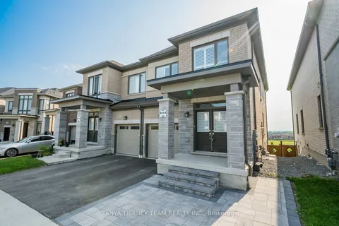 51 Conarty Cres, Whitby, ON L1P 0L4