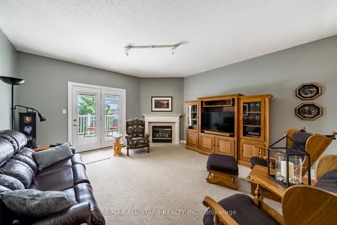 83 South Garden Crt, Scugog, ON L9L 1S3