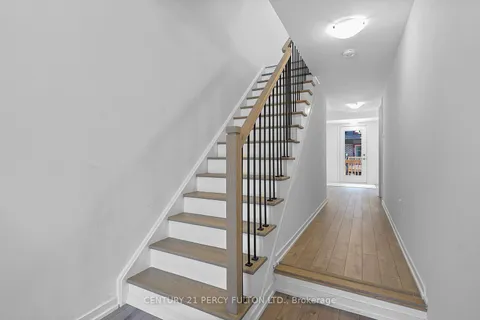 34 Pegler St, Ajax, ON L1S 7M3